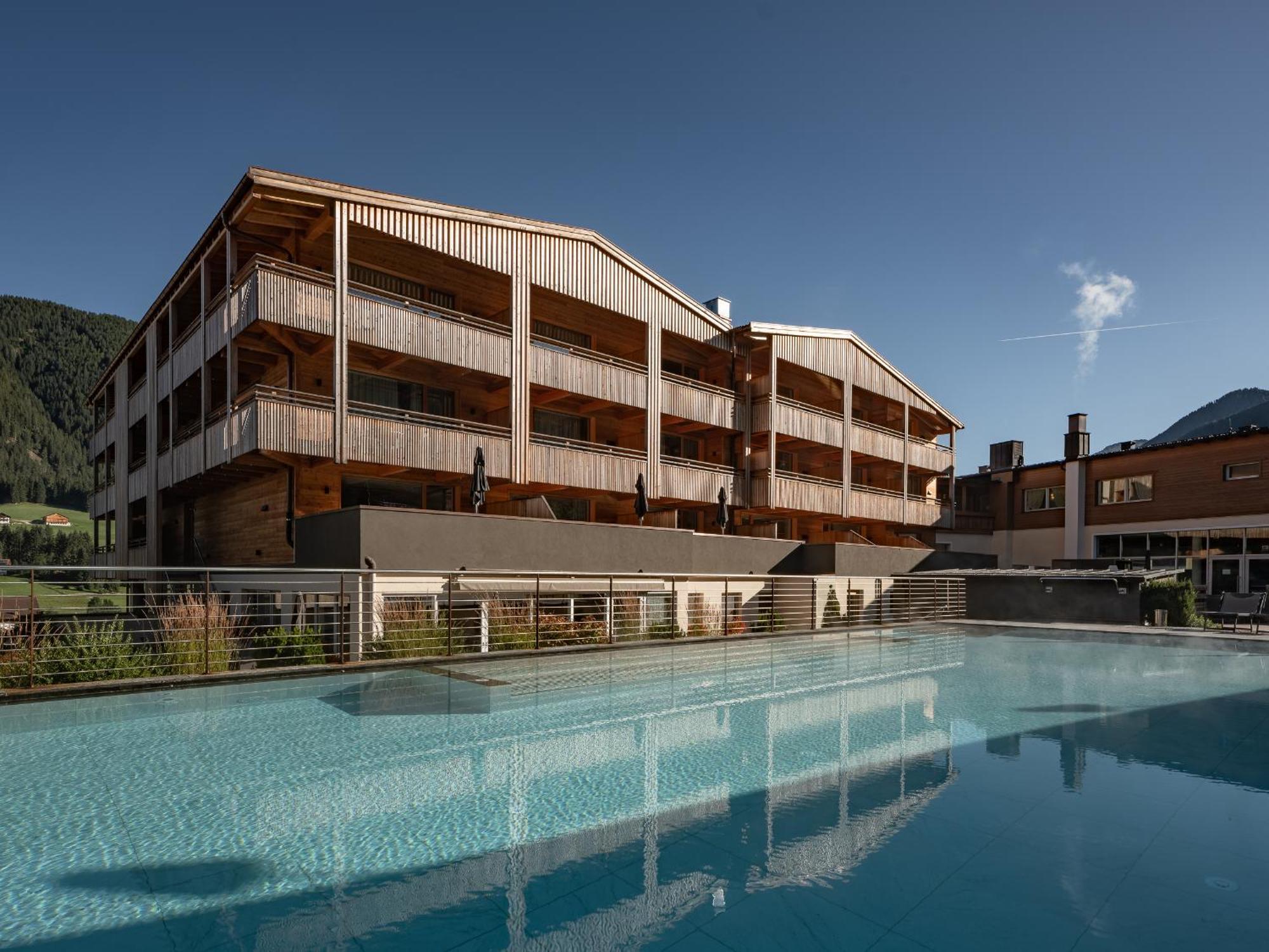 Alpine Nature Hotel Stoll Planca di Sopra Exterior photo