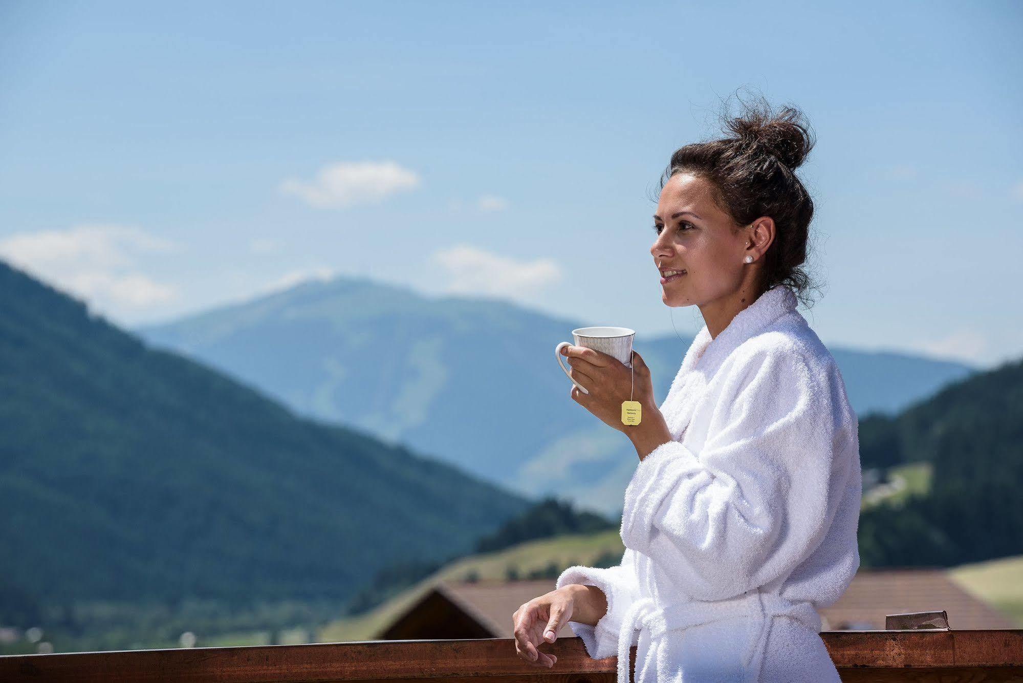 Alpine Nature Hotel Stoll Planca di Sopra Exterior photo